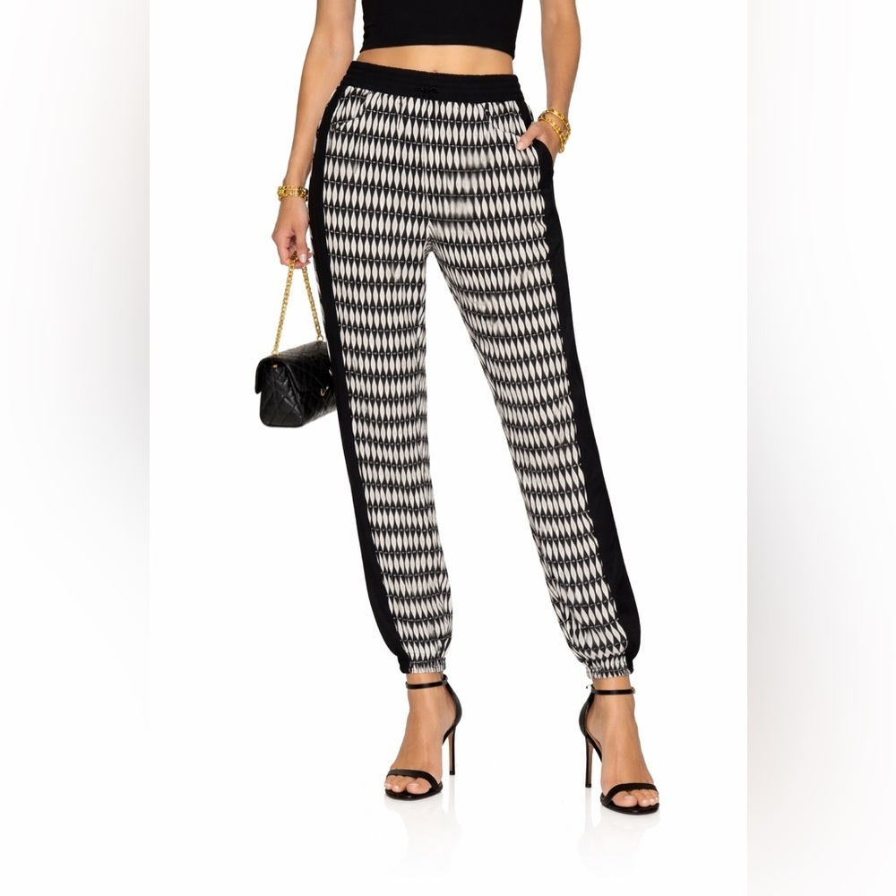 Molly Braken Dressy Joggers size medium black and white in like-new condition